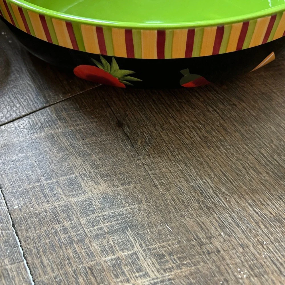 Crate & Barrel Pimenta Caliente chip and dip serving‎ bowl Green Fruit Vegetable